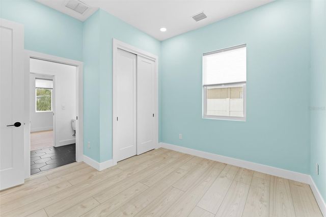 4907 15TH AVENUE N, St Petersburg, FL 33710