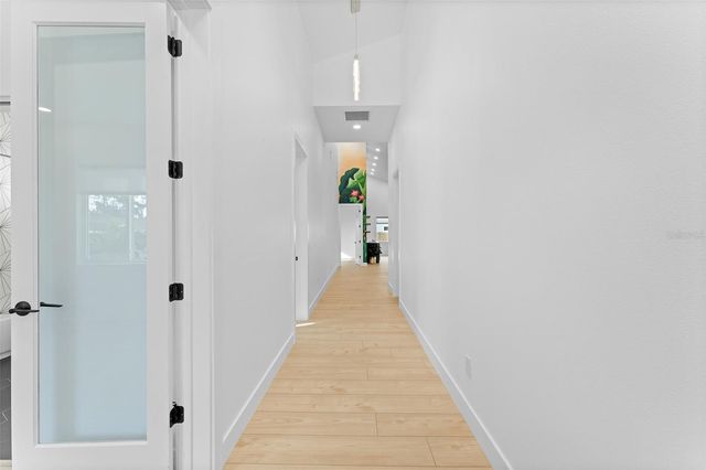 4907 15TH AVENUE N, St Petersburg, FL 33710