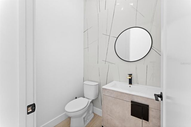 4907 15TH AVENUE N, St Petersburg, FL 33710