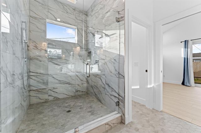 4907 15TH AVENUE N, St Petersburg, FL 33710