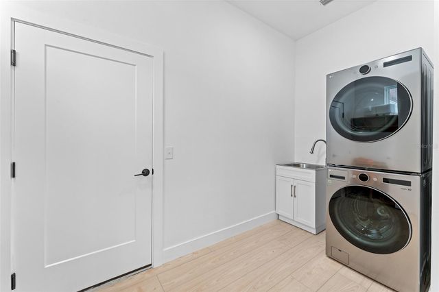 4907 15TH AVENUE N, St Petersburg, FL 33710