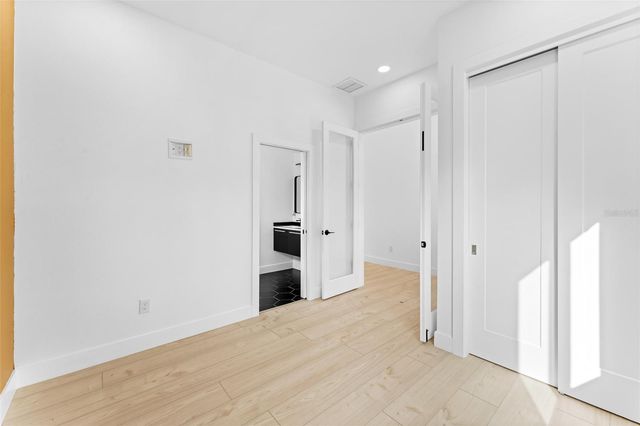 4907 15TH AVENUE N, St Petersburg, FL 33710