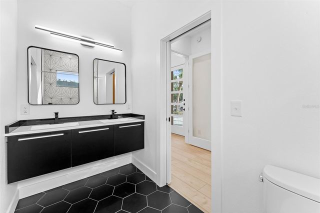 4907 15TH AVENUE N, St Petersburg, FL 33710