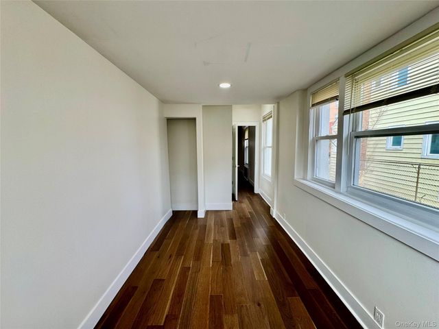 121 W Chester Street, Long Beach, NY 11561