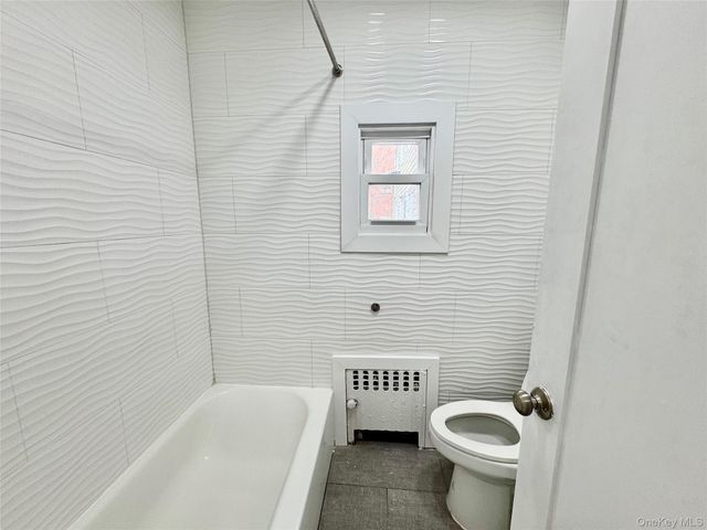 121 W Chester Street, Long Beach, NY 11561