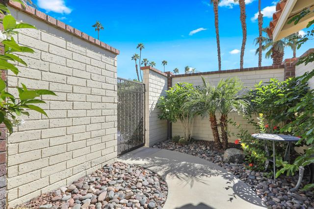 326 Paseo Primavera, Palm Desert, CA 92260