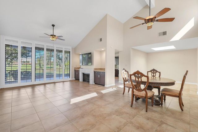 326 Paseo Primavera, Palm Desert, CA 92260