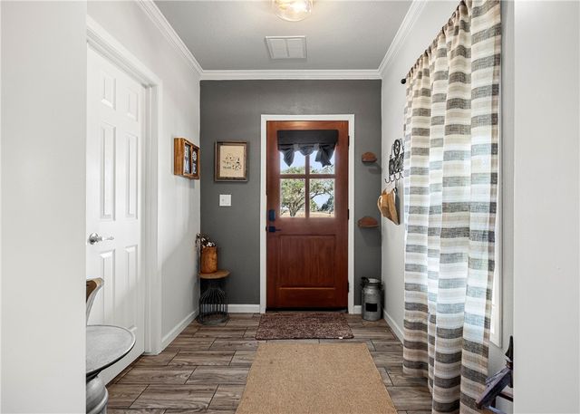 7017 County Road 2253, Sinton, TX 78387