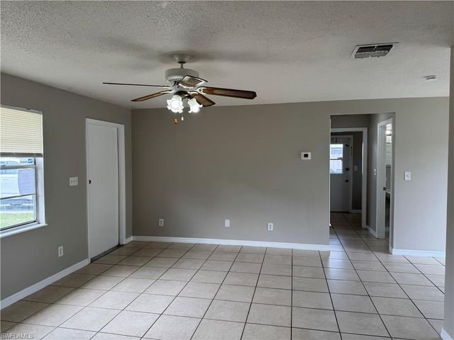 1112 Gifford AVE S, Lehigh Acres, FL 33936