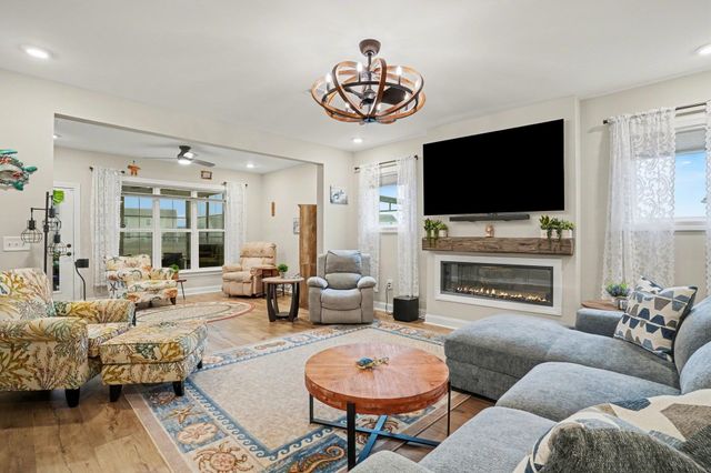 5260 Lucy Way, Myrtle Beach, SC 29579