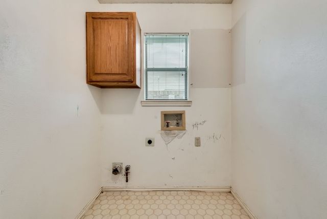 3702 Lofland Lane, Rowlett, TX 75088