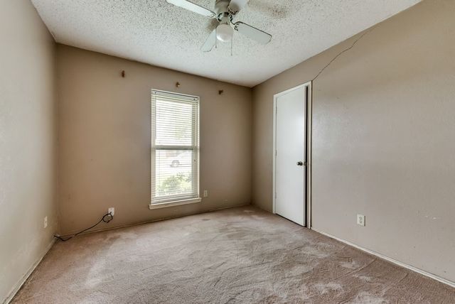 3702 Lofland Lane, Rowlett, TX 75088