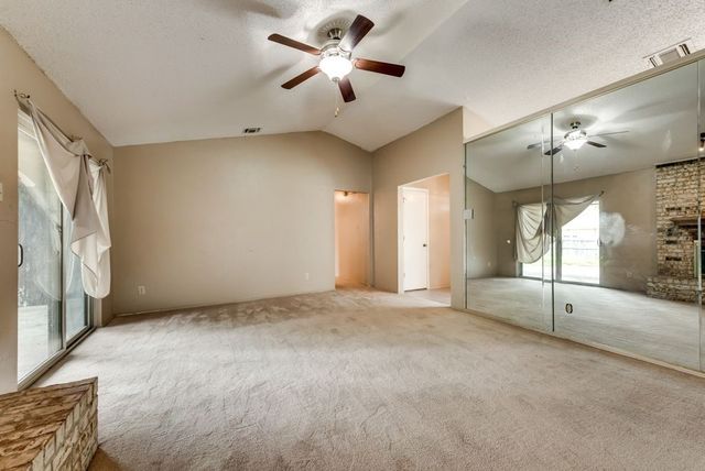 3702 Lofland Lane, Rowlett, TX 75088