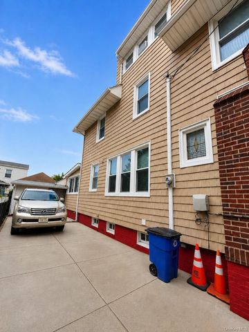 9440 Springfield Boulevard, Queens Village, NY 11428