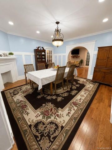 9440 Springfield Boulevard, Queens Village, NY 11428