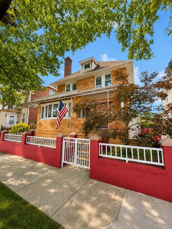 9440 Springfield Boulevard, Queens Village, NY 11428