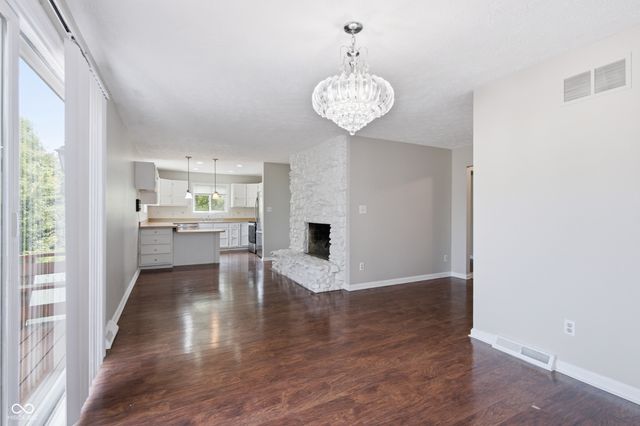 8536 Bradford Road, Avon, IN 46123