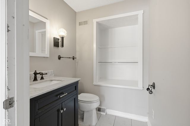 8536 Bradford Road, Avon, IN 46123