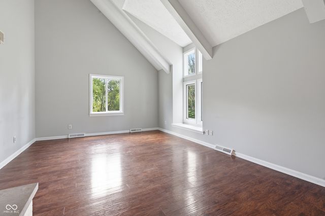 8536 Bradford Road, Avon, IN 46123