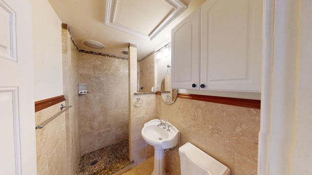 2016 Fogarty Avenue, Key West, FL 33040