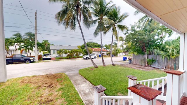 2016 Fogarty Avenue, Key West, FL 33040