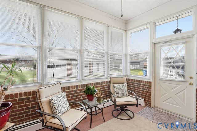 7387 Barnette Ave, Mechanicsville, VA 23111