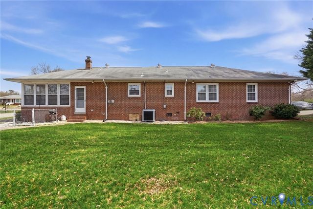 7387 Barnette Ave, Mechanicsville, VA 23111