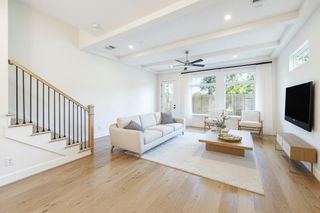 5337 Larkin Street, Houston, TX 77007