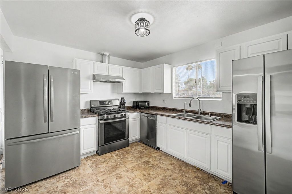 5357 Indian Wells Road, Las Vegas, NV 89110 — photo 5