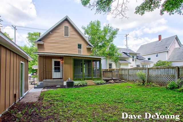 223 North Street, Allegan, MI 49010