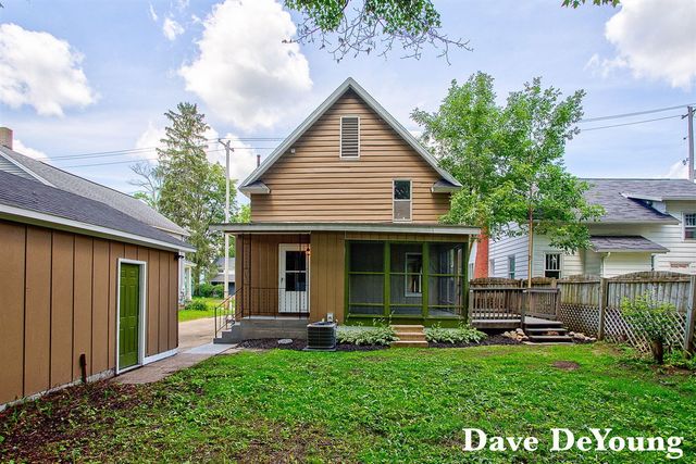 223 North Street, Allegan, MI 49010