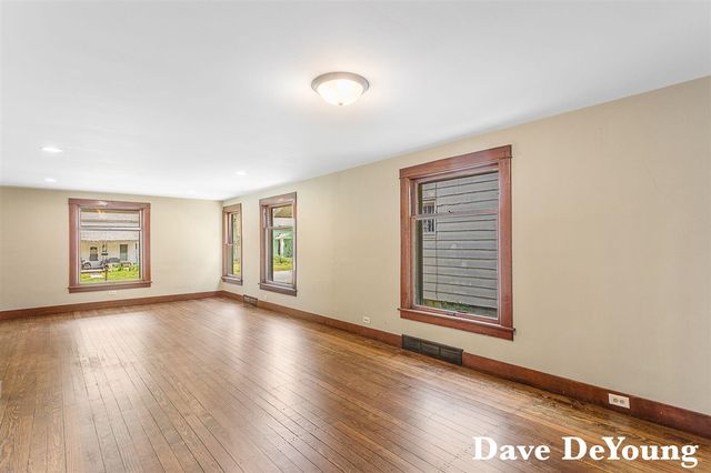 223 North Street, Allegan, MI 49010
