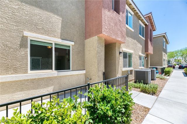 12105 Scarlet Ember Road 2, Las Vegas, NV 89183