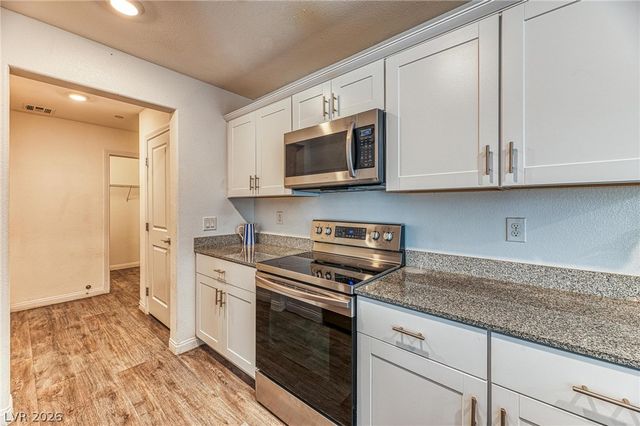 12105 Scarlet Ember Road 2, Las Vegas, NV 89183