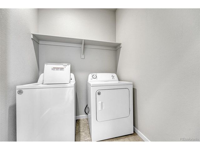 8911 Eagle River St, Littleton, CO 80125