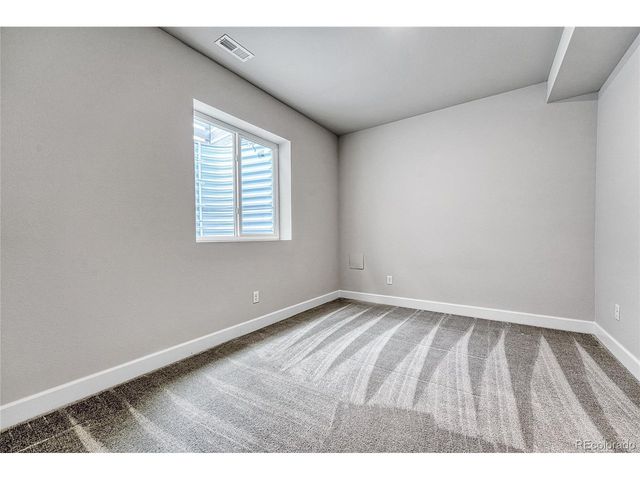 8911 Eagle River St, Littleton, CO 80125