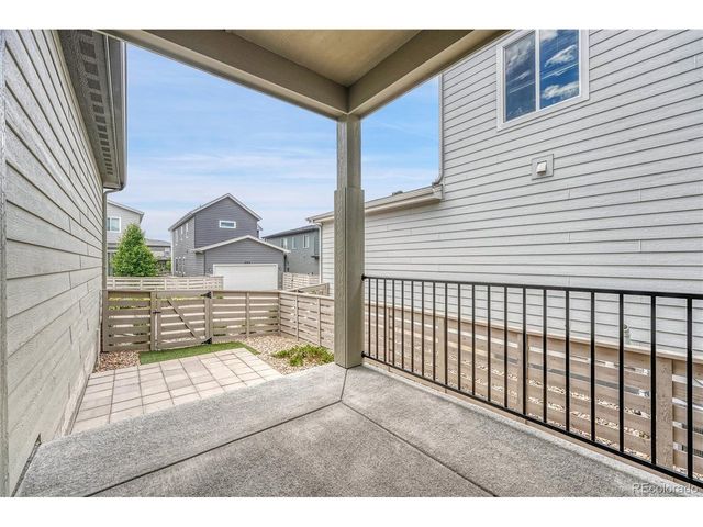 8911 Eagle River St, Littleton, CO 80125