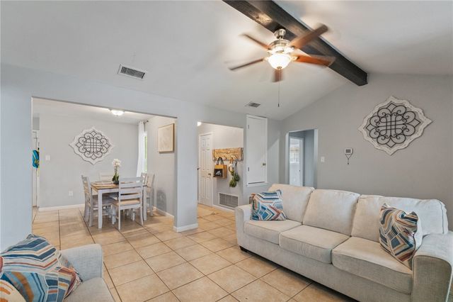 5853 Crestmore Dr, Corpus Christi, TX 78415