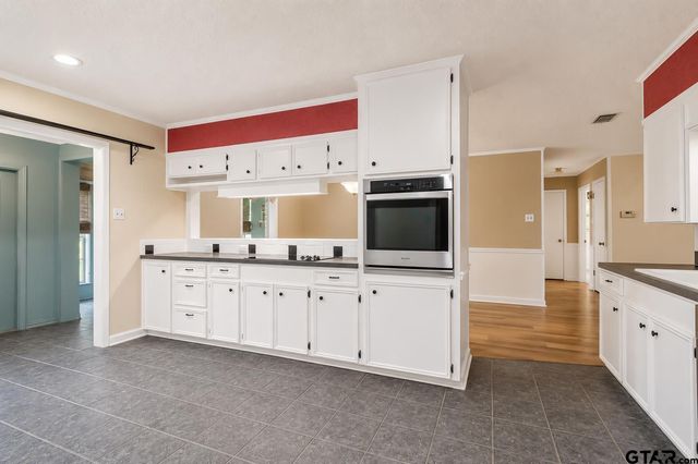1817 Suanne Drive, Tyler, TX 75701