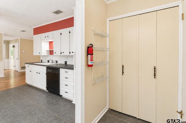 1817 Suanne Drive, Tyler, TX 75701
