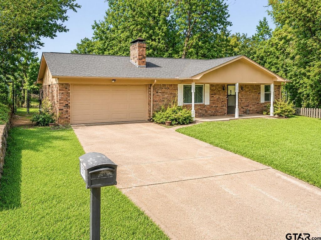 1817 Suanne Drive, Tyler, TX 75701