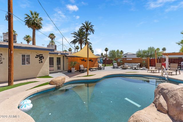 2348 N 28TH Place, Phoenix, AZ 85008