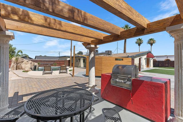 2348 N 28TH Place, Phoenix, AZ 85008