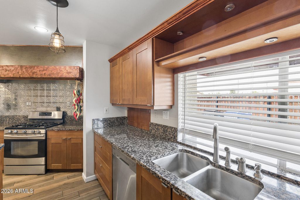 2348 N 28TH Place, Phoenix, AZ 85008 — photo 4