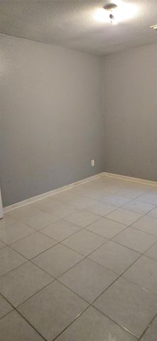 11807 Greenmesa Drive, Houston, TX 77044