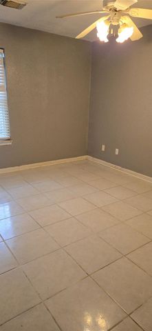 11807 Greenmesa Drive, Houston, TX 77044