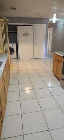 11807 Greenmesa Drive, Houston, TX 77044