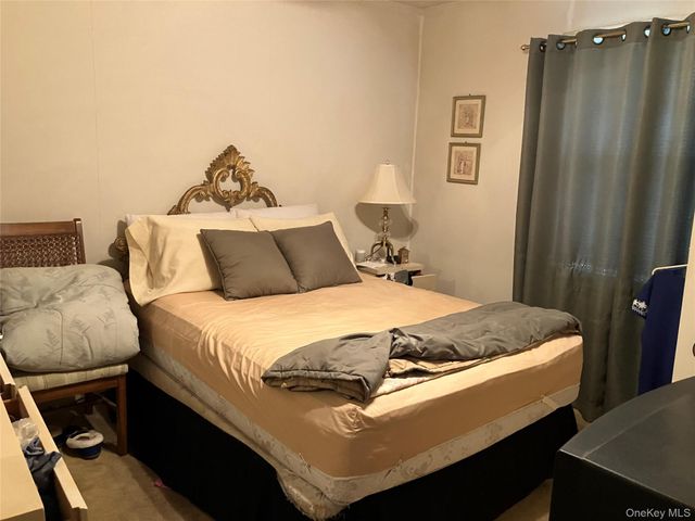 167 Cedar Road E, Mastic Beach, NY 11951