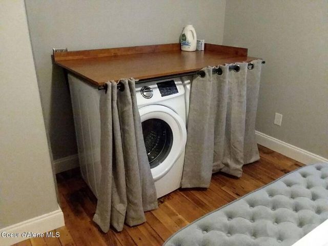 306 2ND ST, 3 3, Mullan, ID 83846