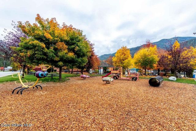 306 2ND ST, 3 3, Mullan, ID 83846